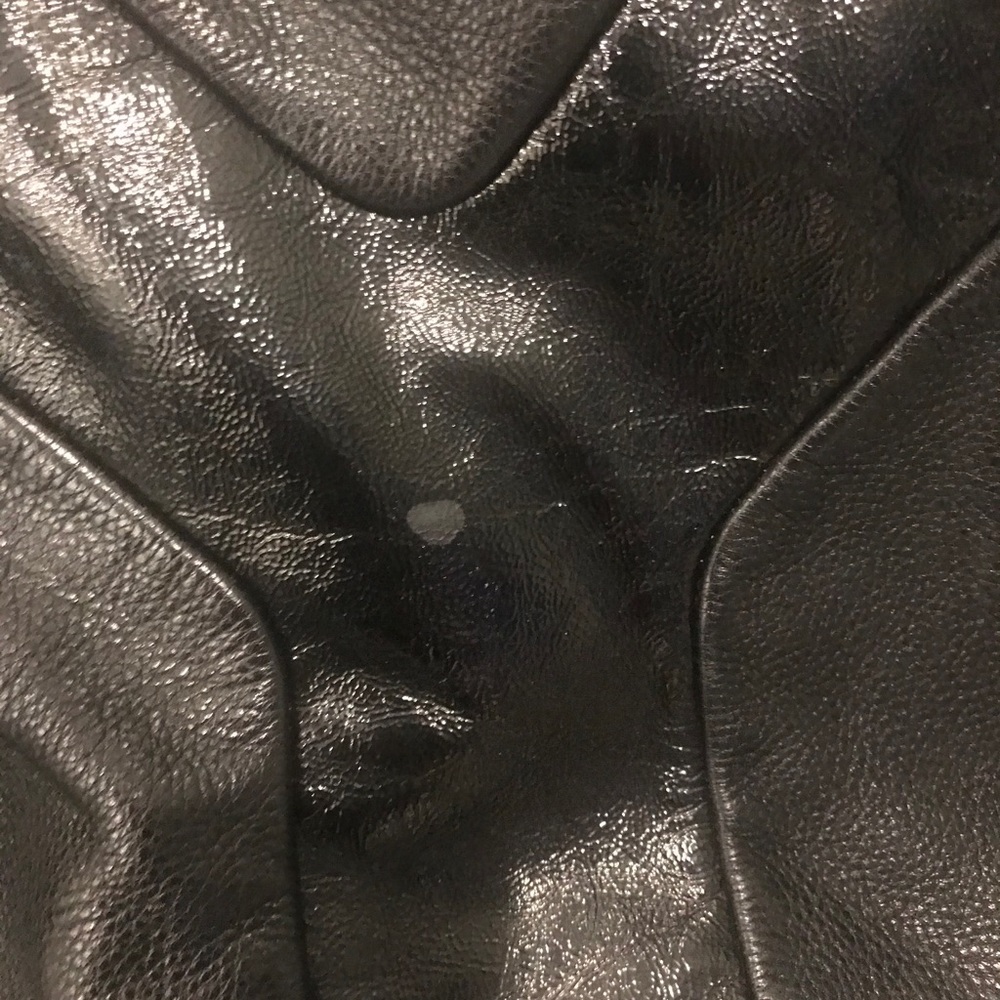 YSL Yves Saint Laurent Easy Black Patent Bag - Picture 7 of 7